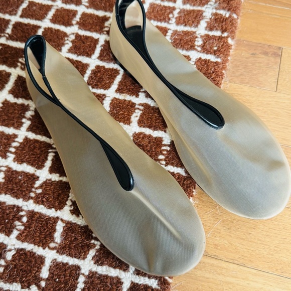 BOUTIQUE Transparent Mesh Ballet Flats NWOT - Picture 2 of 6